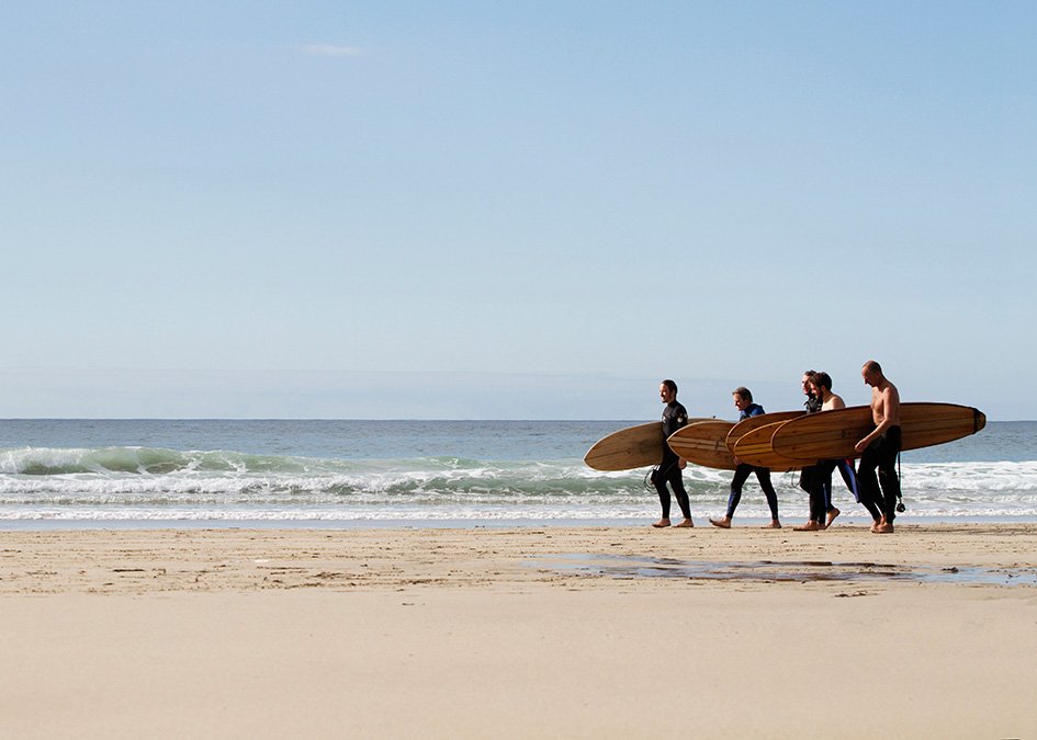 Otter_Surfboards_AGM_2015_Surf_group_walk