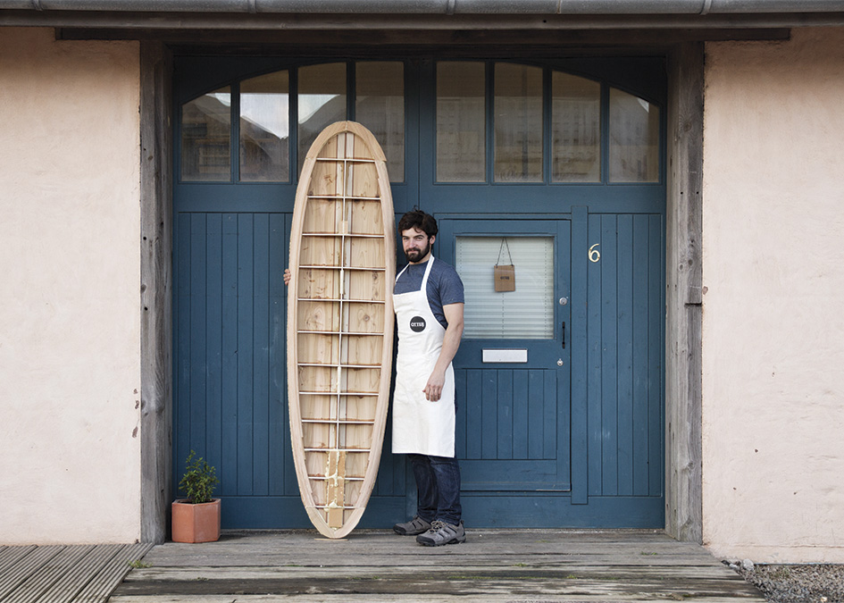 Luke-wooden-surfboard-Otter-post