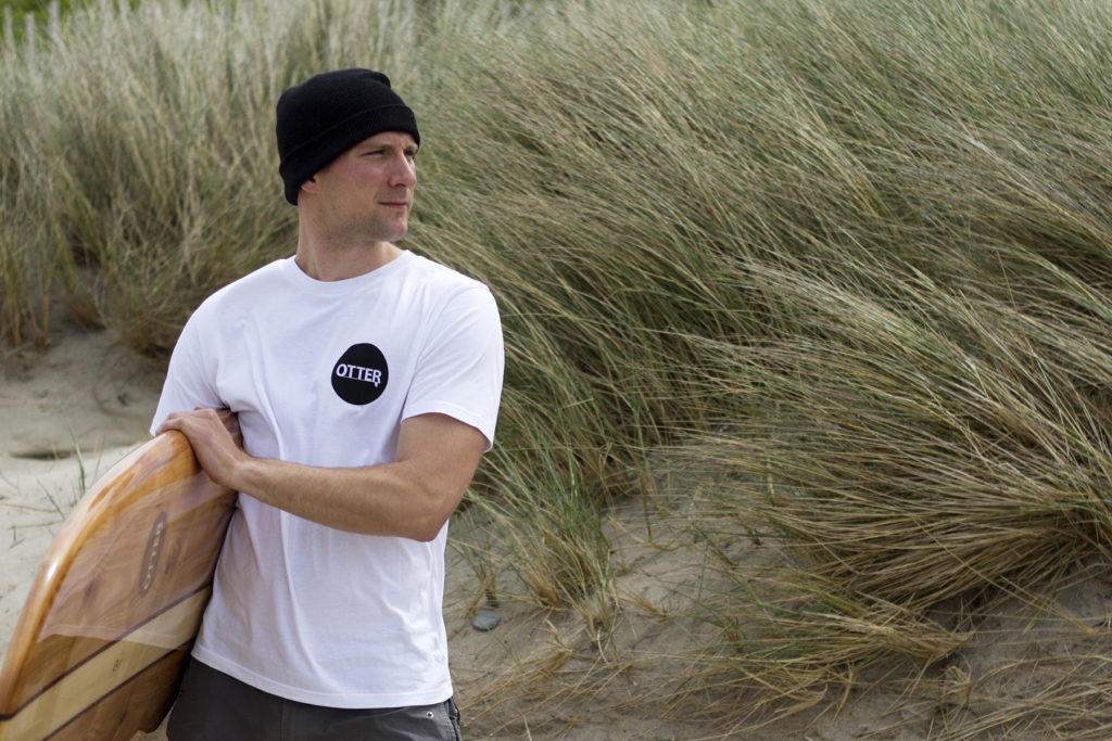 02Otter_Surfboards_T-Shirt_Tony_Dunes