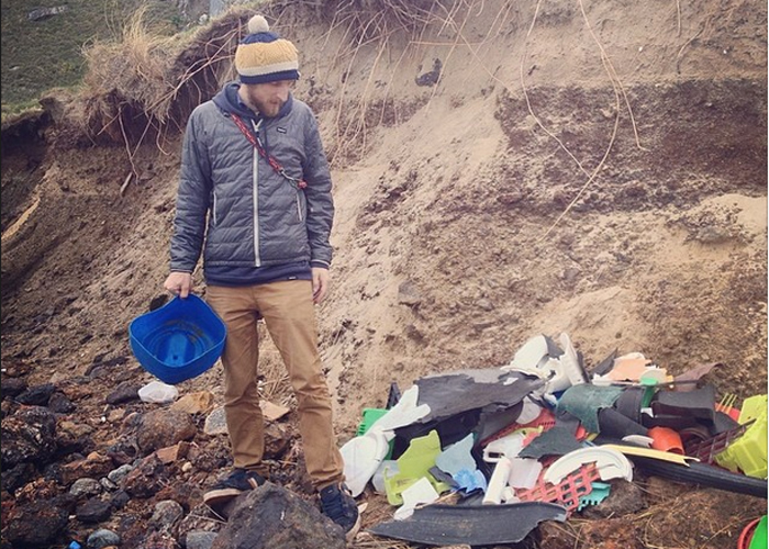 Martin Dorey 2minutebeachclean 2 minute beach clean Kfornia Chris