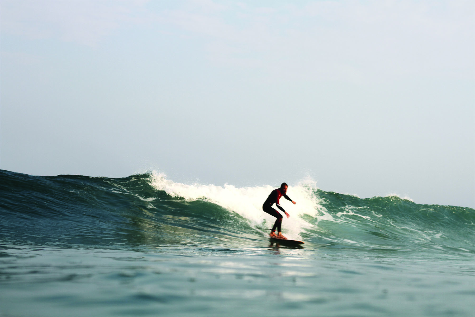 Luca otter wooden surfboard workshop cornwall july 2014 luca dropping in