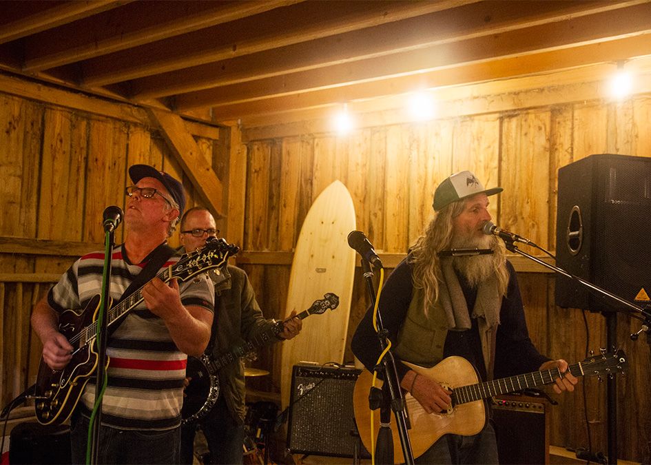 Otter AGM band
