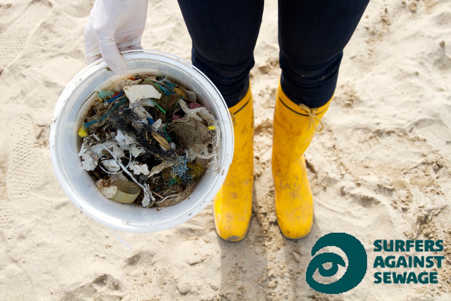 SAS beach clean bucket of litter