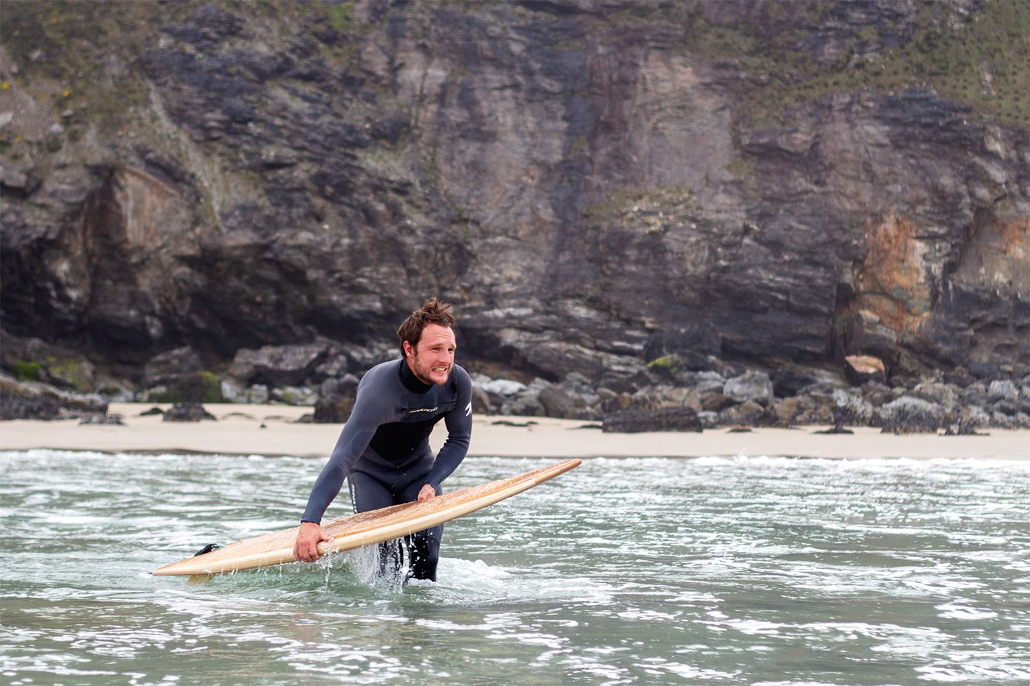Woodburner otter wooden surfboard Ally