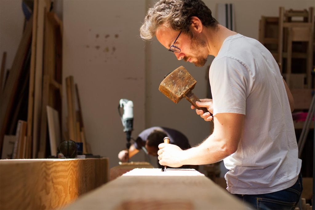Otter workshop chisel