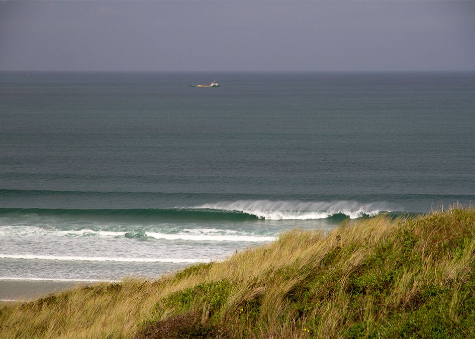 breaking wave