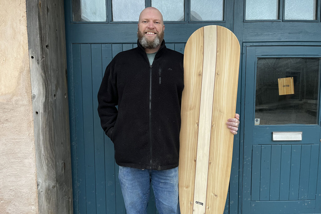 otter surfboards workshop making sustainable wooden wave-craft