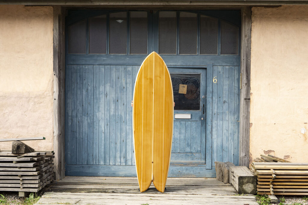 Sustainable, hollow wooden surfboard by Otter Surfboards 6'4 Woodburner